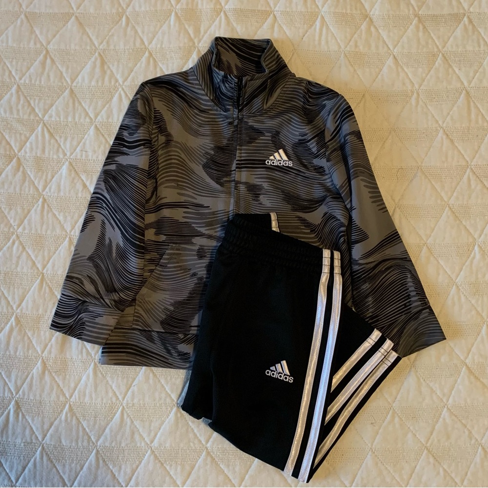 Adidas- toddler sportswear set